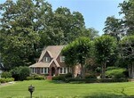 Foto principal - 1957 Walker Ave