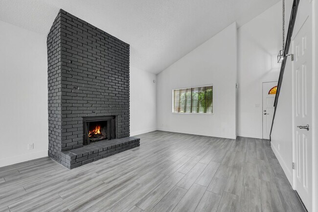 Foto del edificio - Beautiful home in central location