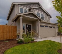 Building Photo - 21169 SE Azalia Ave