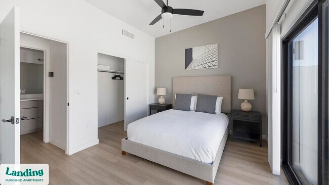 Foto del edificio - 2121 W Butler Dr