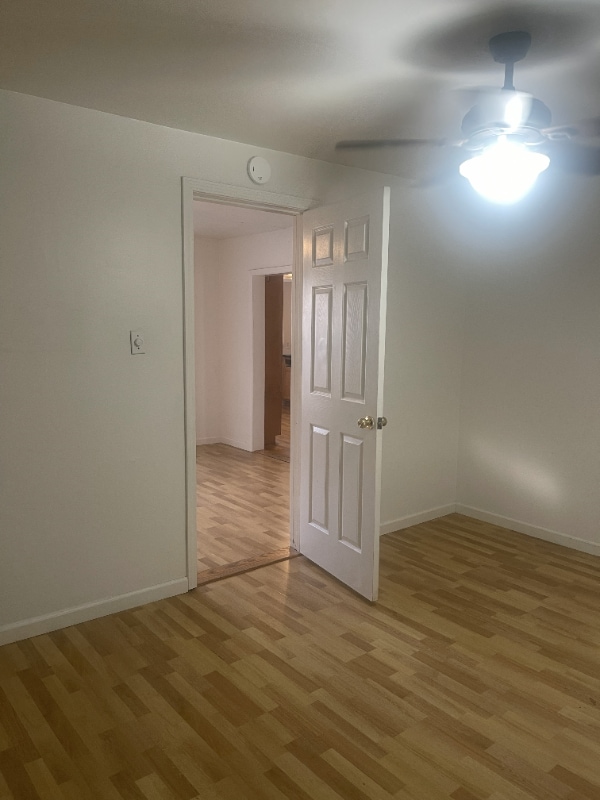 Foto del edificio - 422 Circle Dr