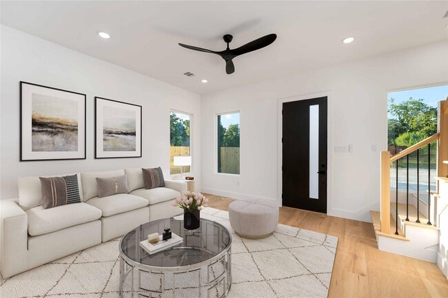 Building Photo - 4353 Aledo St