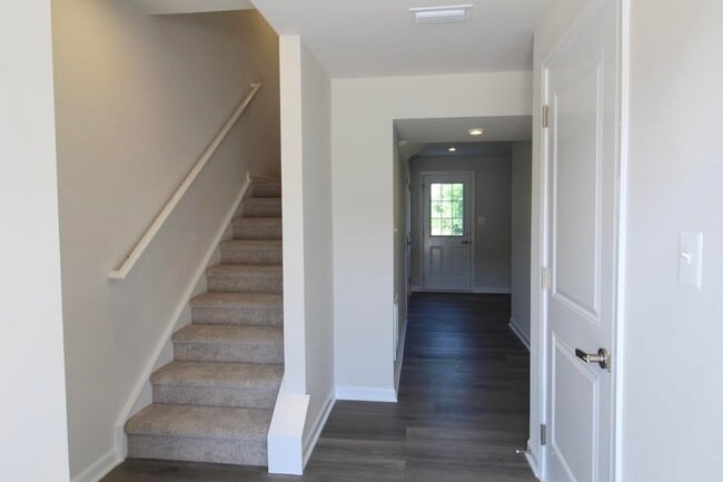 Building Photo - 2910 Orchard Ln