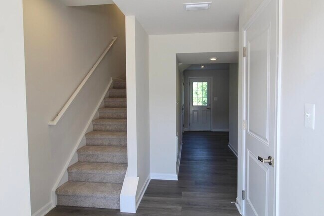 Foto del edificio - 2910 Orchard Ln