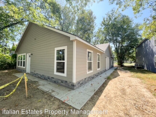 Foto del edificio - 2 br, 1 bath House - 1111 Yuma St.