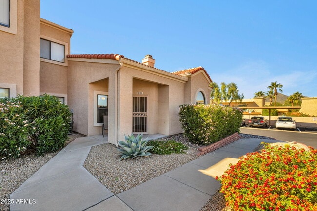 Building Photo - 16354 E Palisades Blvd