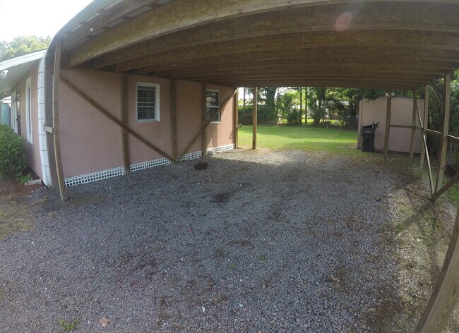 Foto del edificio - 2708 47th Ave N