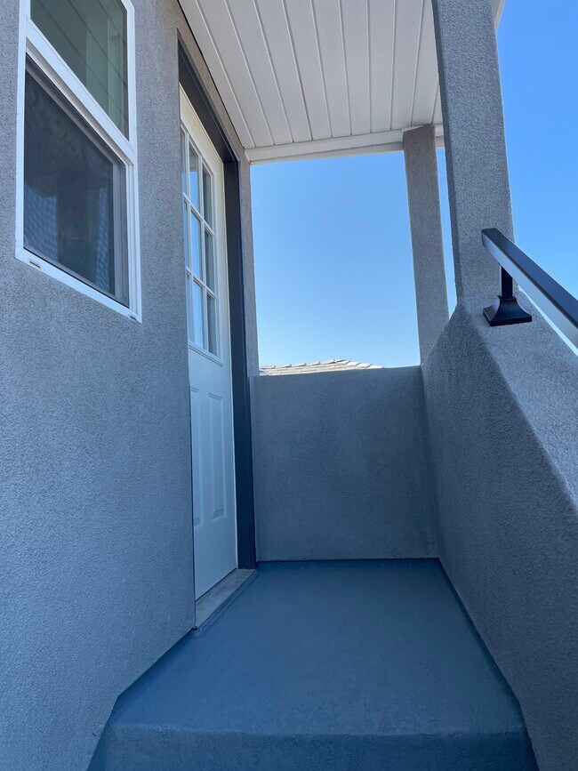 Front door - 6216 Seaborn St