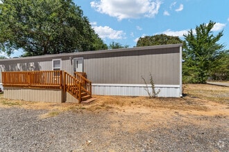 Building Photo - 109 Totem Pole Dr