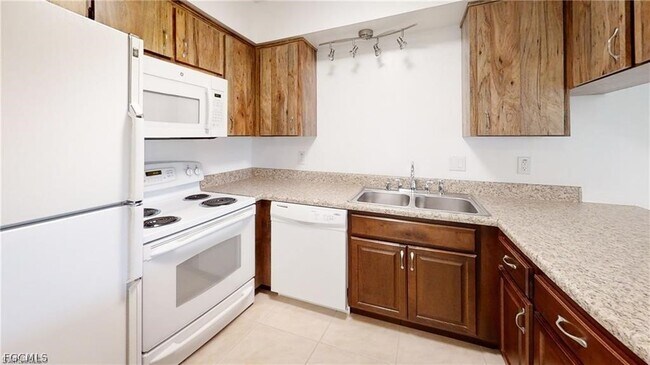 Foto del edificio - 2303 NE 6th St