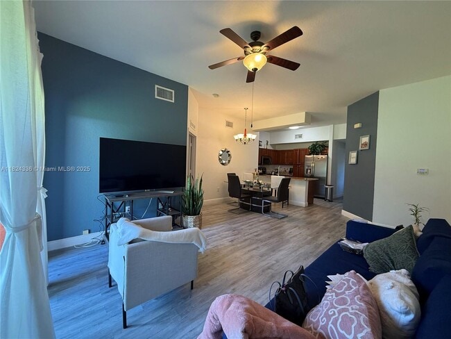 Building Photo - 3340 Palomino Dr