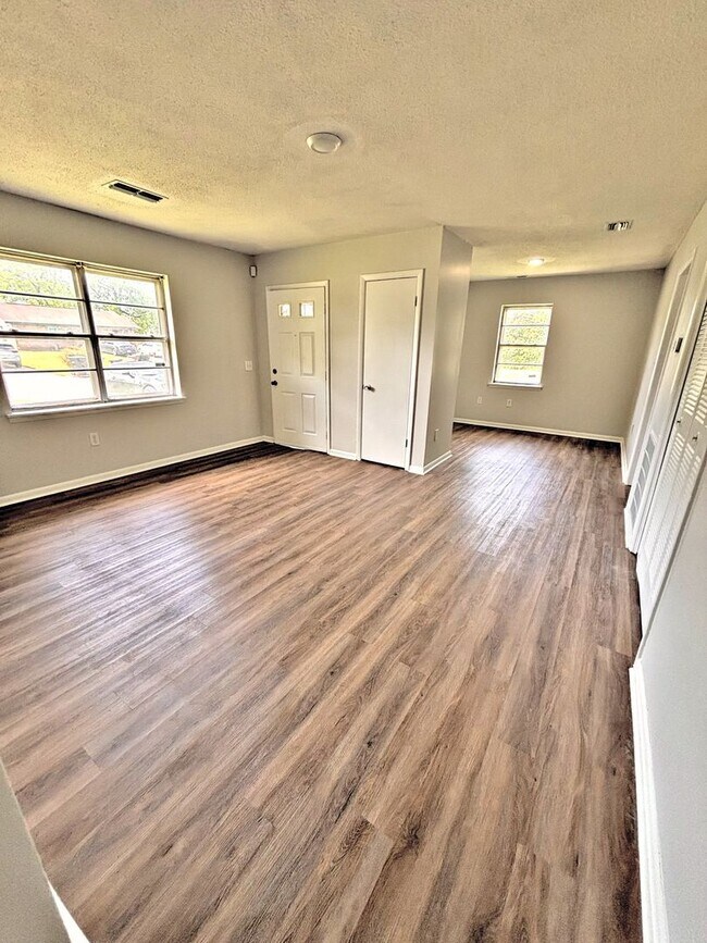 Foto del edificio - HOUSE FOR RENT - DECATUR NE