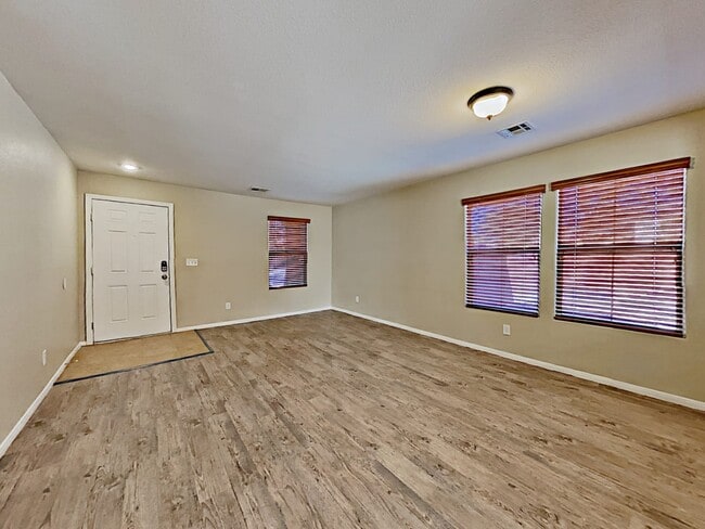 Building Photo - 7327 Charro Ct