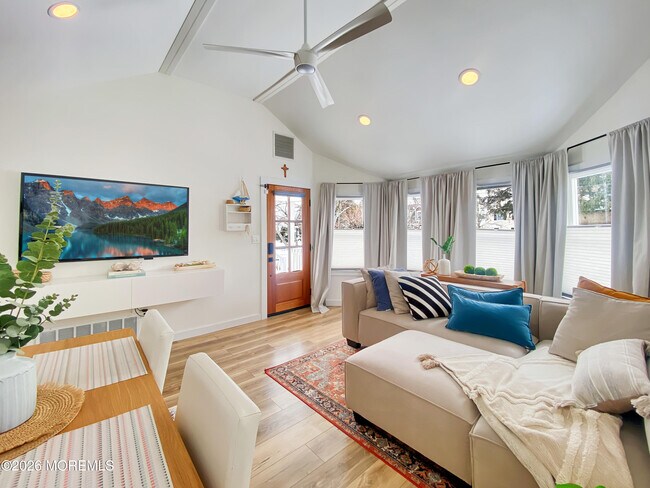 Foto del edificio - 110 Curtis Pl