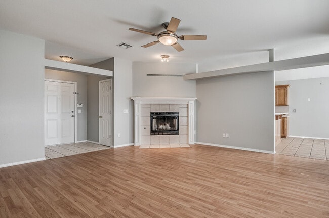 Photo - 1717 Briarcreek House