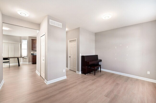 Foto del edificio - 27106 Ladbroke St