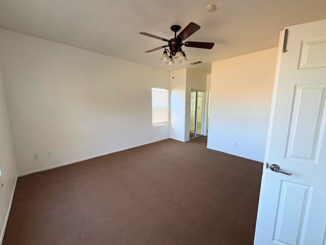 Foto del edificio - Spacious Home