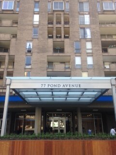 Foto del edificio - 77 Pond Ave