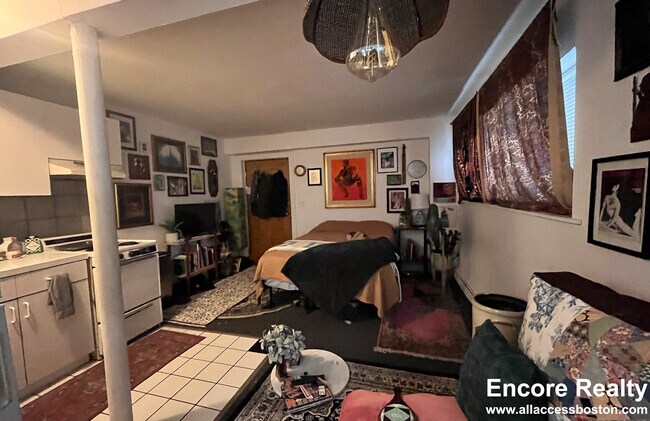 Building Photo - 226 Parker Hill Ave