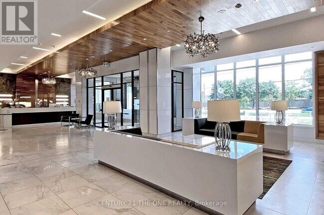 Photo du bâtiment - 7890 Bathurst St