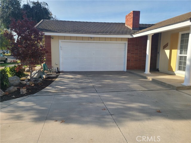Building Photo - 11401 Martha Ann Dr