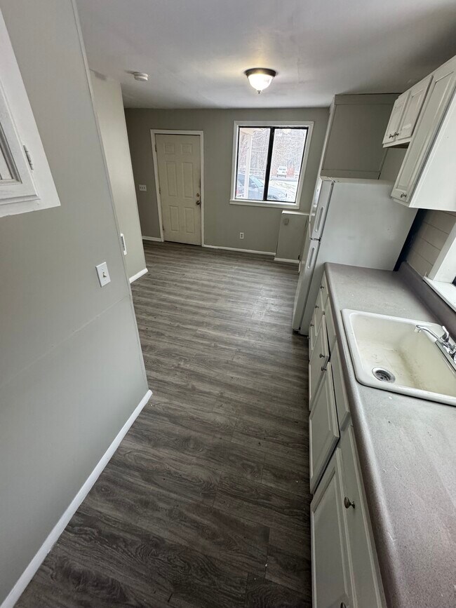 Foto del edificio - 19 Dillon Rd