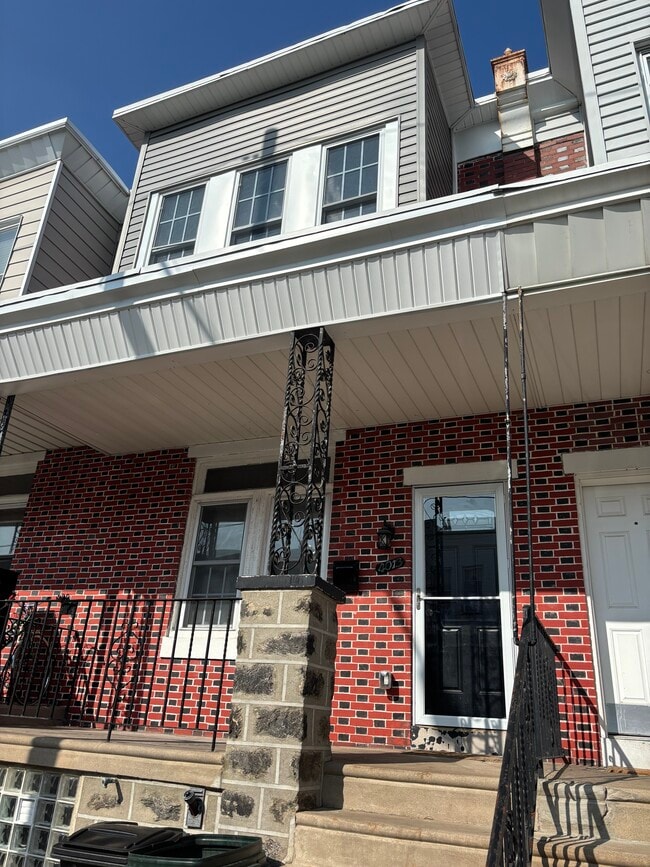 Building Photo - 4013 Dexter St