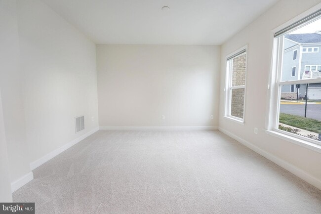 Foto del edificio - 2056 Alder Ln