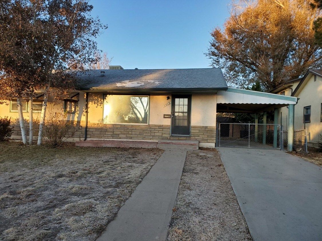 1713 Lynwood Ln, Pueblo, CO 81005 House Rental in Pueblo, CO