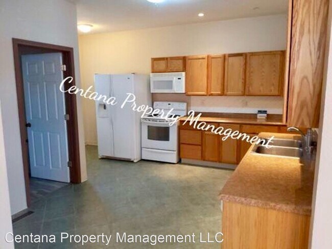 Building Photo - 2 br, 1 bath Apartment - 871 S Main