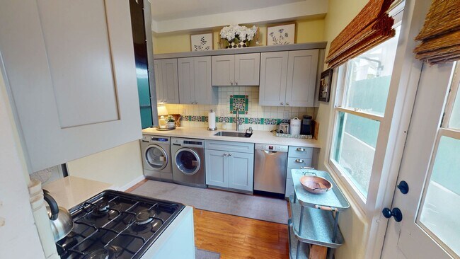 Foto del edificio - Fully Furnished Vacation | Farmhouse Chic