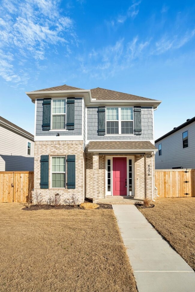 Photo - Beautiful 4 Bed 4.5 Bath New construction Home off of Rupple!! Pre-Leasing for Summer!