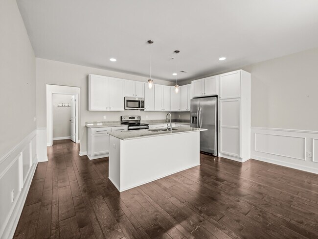 Foto del edificio - 5508 Arbor Chase Dr