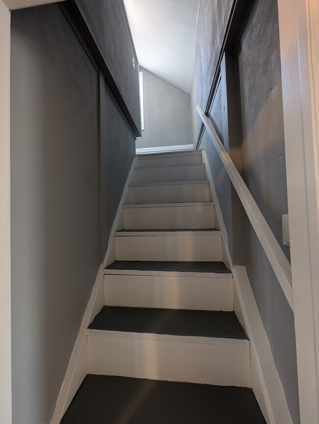 Foto del edificio - 2077 SW Lane St