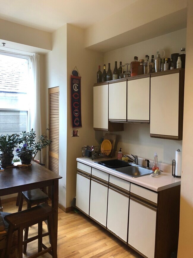 Foto del edificio - 731 N Noble St