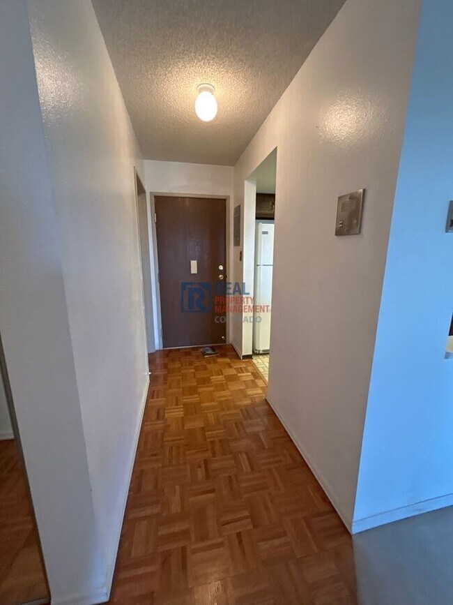 Foto del edificio - 13902 E Marina Dr