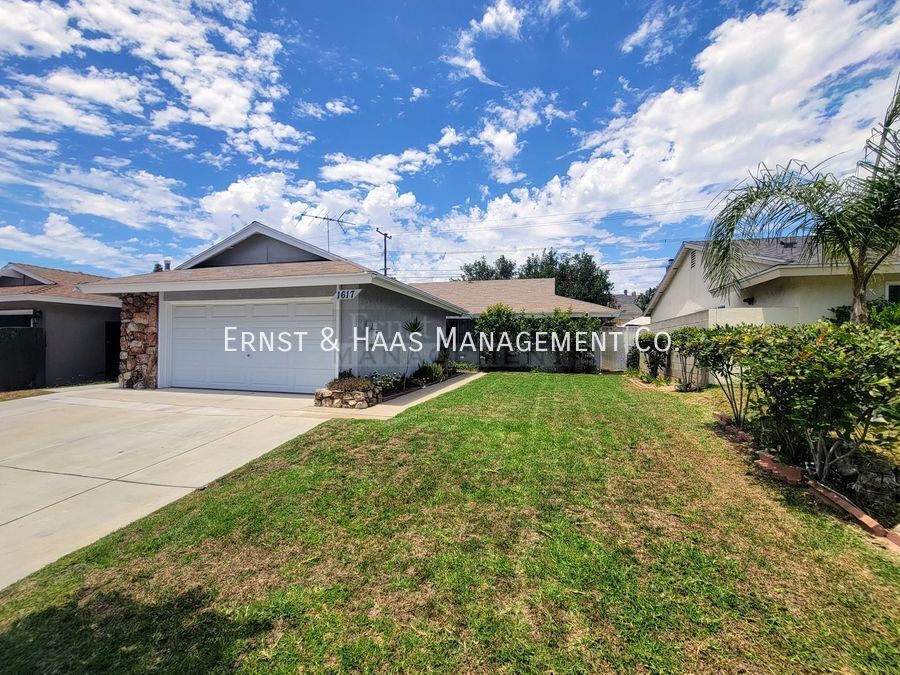 Primary Photo - Lovely 4 Bedroom Home in Prime Carson Neig...