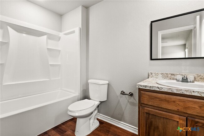 Foto del edificio - 304 Blair St