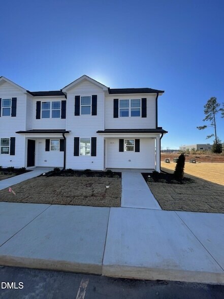 Foto del edificio - 1029 Peony Ln