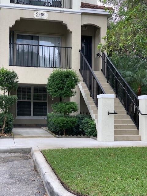 Foto del edificio - 5880 W Sample Rd