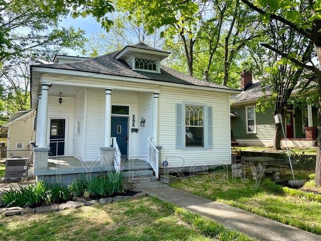 Building Photo - 205 Manchester Ave
