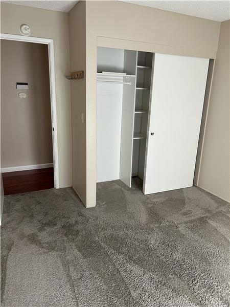 Foto del edificio - 7598 Macfinley Way