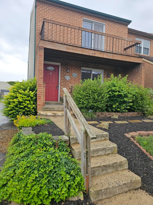 Photo - 16 Markel Rd (Malvern, PA)