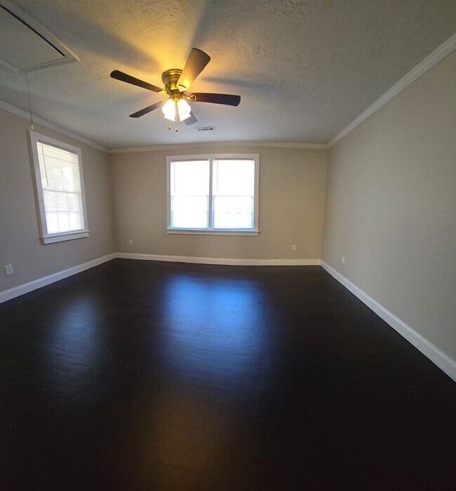 Foto del edificio - Fresh, Modern Finishes with a Warm, Inviting Touch