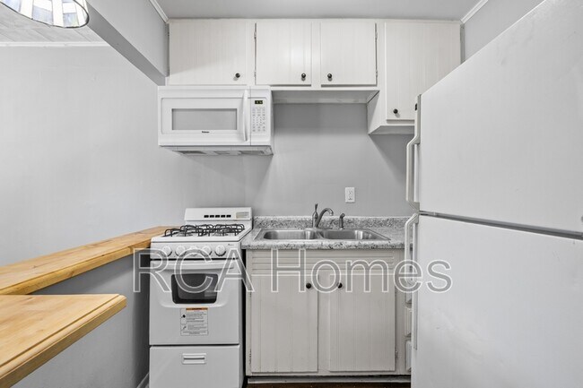 Foto del edificio - 906 Laurel St