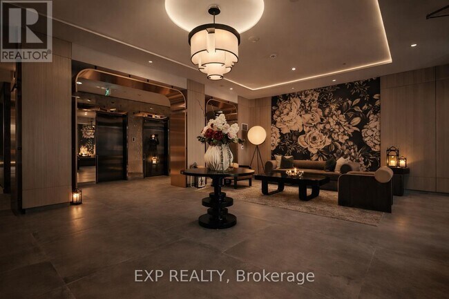 Building Photo - 556 Marlee Ave