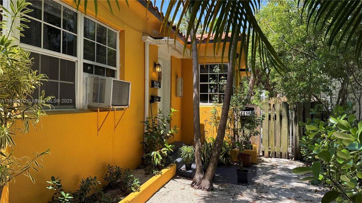 Foto principal - 4410 NE 2nd Ave