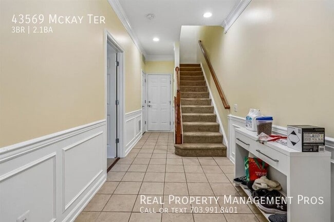 Foto del edificio - 43569 McKay Terrace