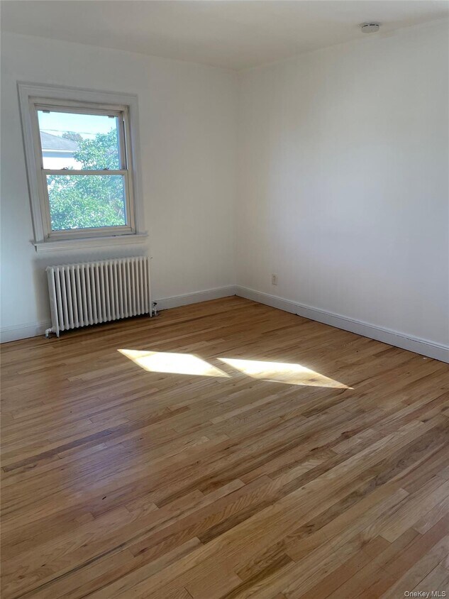 Foto principal - 49 Central Ave