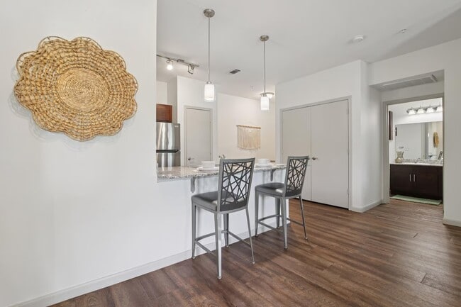 Building Photo - Lease Today & Save Up to $700 on Rent!